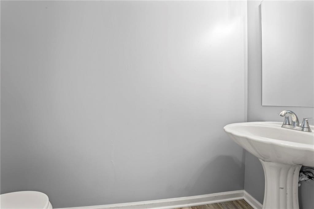 1013 Rural Ridge Drive Cheswick, PA 15024 - Photo 12 of 26 Main Floor Powder Room