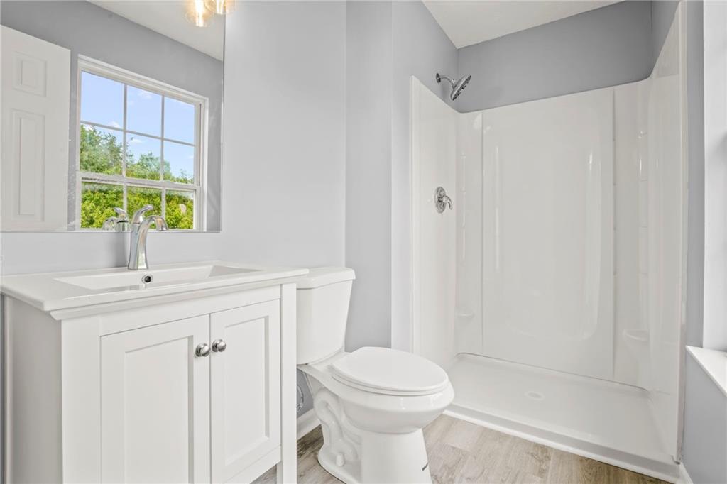 1013 Rural Ridge Drive Cheswick, PA 15024 - Photo 15 of 26 ALL NEW OWNERS ENSUITE