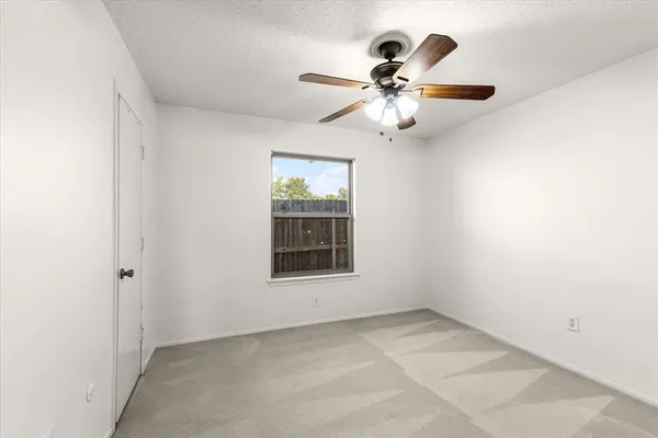 $318,500 | 2709 Willow Bend Court, Bedford, TX 76021