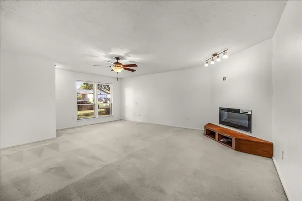 $318,500 | 2709 Willow Bend Court, Bedford, TX 76021