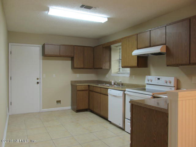 2021 Rothbury Drive Jacksonville, FL 32221 - Photo 4 of 15 Kitchen