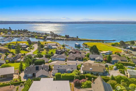 $1,050,000 | 8037 Chinook Way, Blaine, WA 98230
