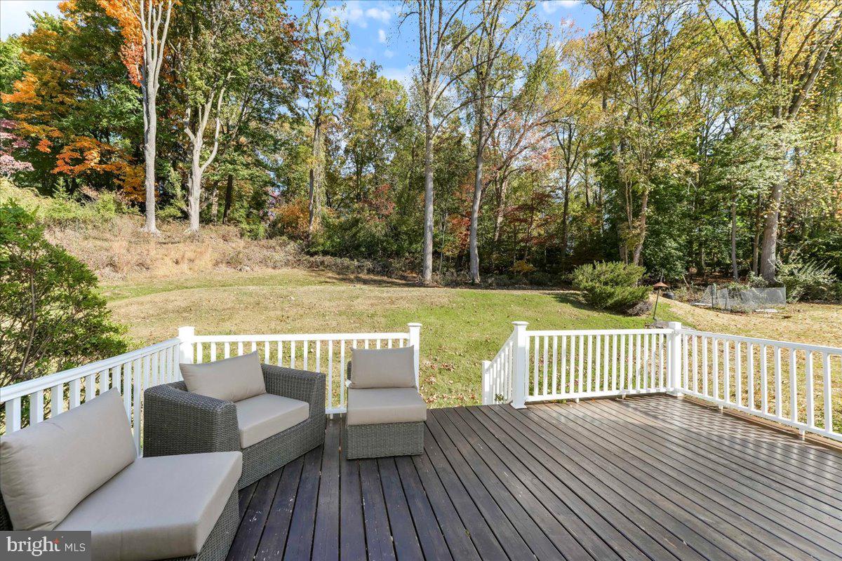1677 Slitting Mill Road Glen Mills, PA 19342 - Photo 7 of 32