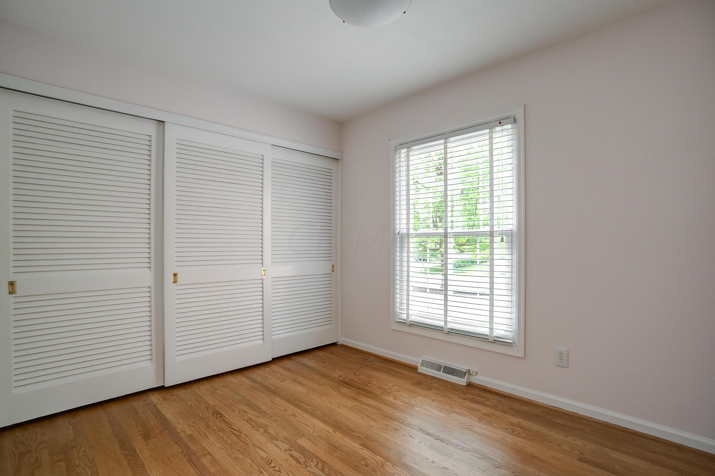 4368 Donington Road Upper Arlington, OH 43220 - Photo 24 of 30