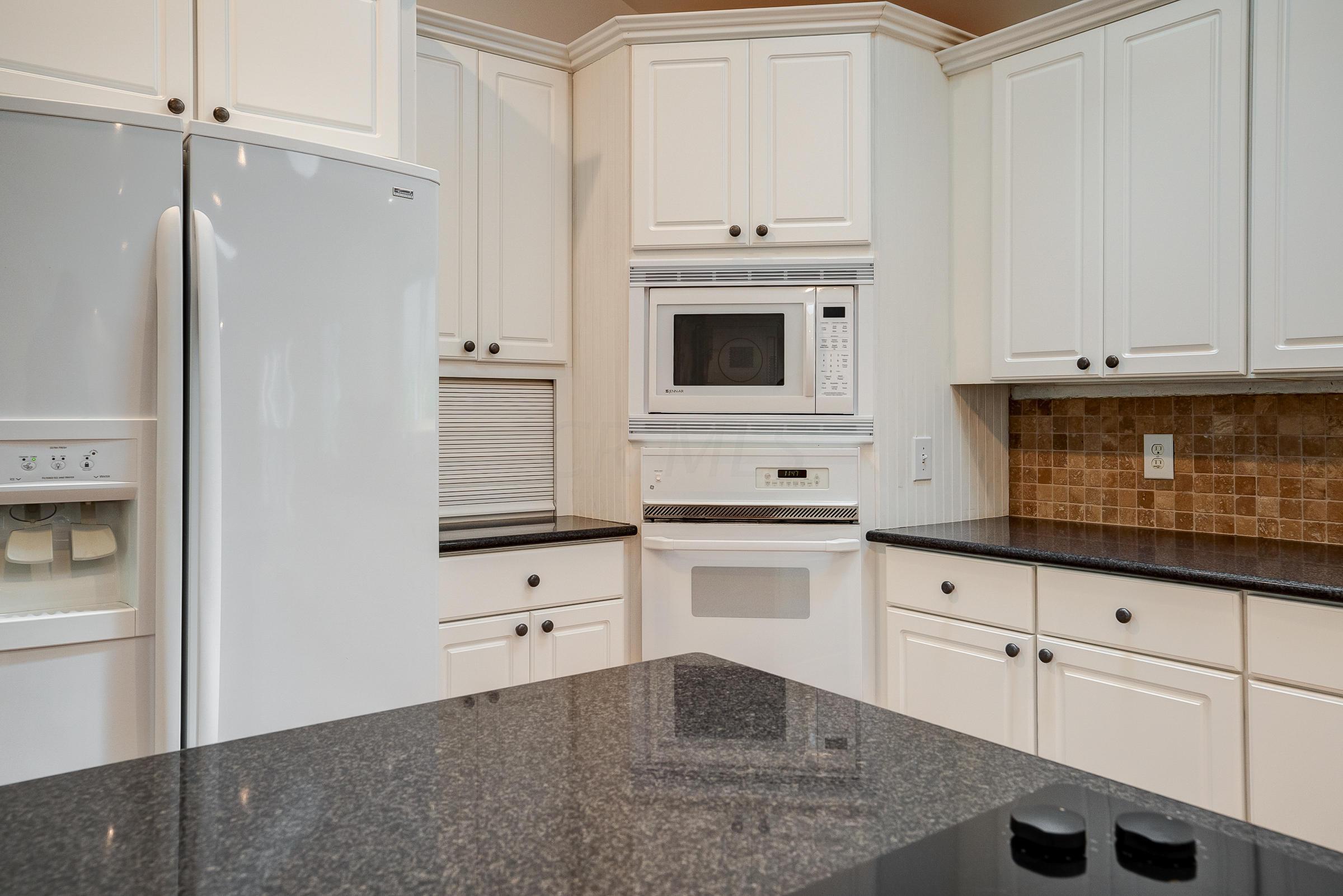 4368 Donington Road Upper Arlington, OH 43220 - Photo 10 of 30