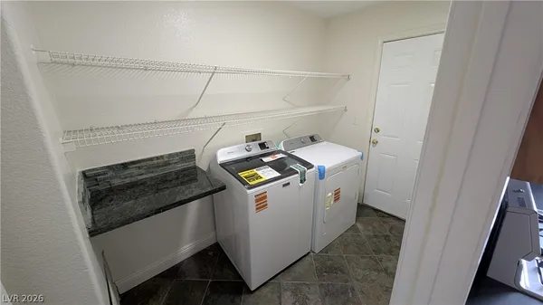 $2,300 | 2670 Ridgewater Circle, Henderson, NV 89074