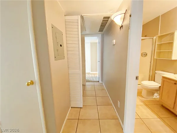 $1,325 | 3061 Key Largo Drive, Unit 204, Las Vegas, NV 89120