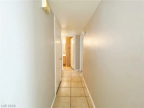 $1,325 | 3061 Key Largo Drive, Unit 204, Las Vegas, NV 89120