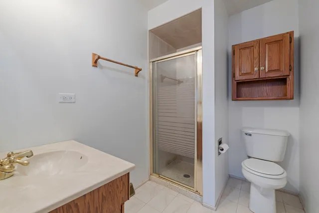 $264,900 | 16345 Brementowne Drive, Tinley Park, IL 60477