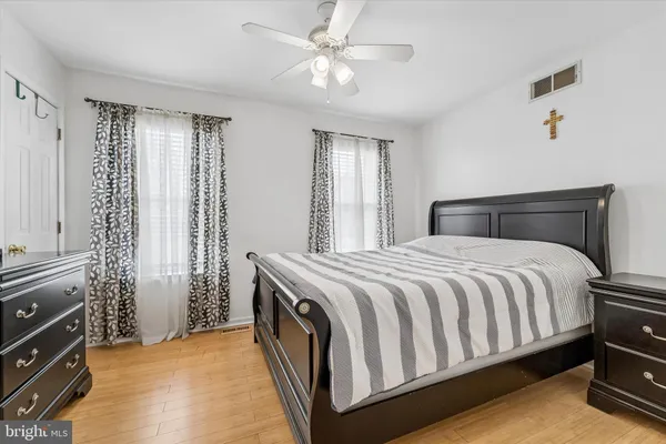 $349,900 | 57 South Oak Avenue, Aldan, PA 19018