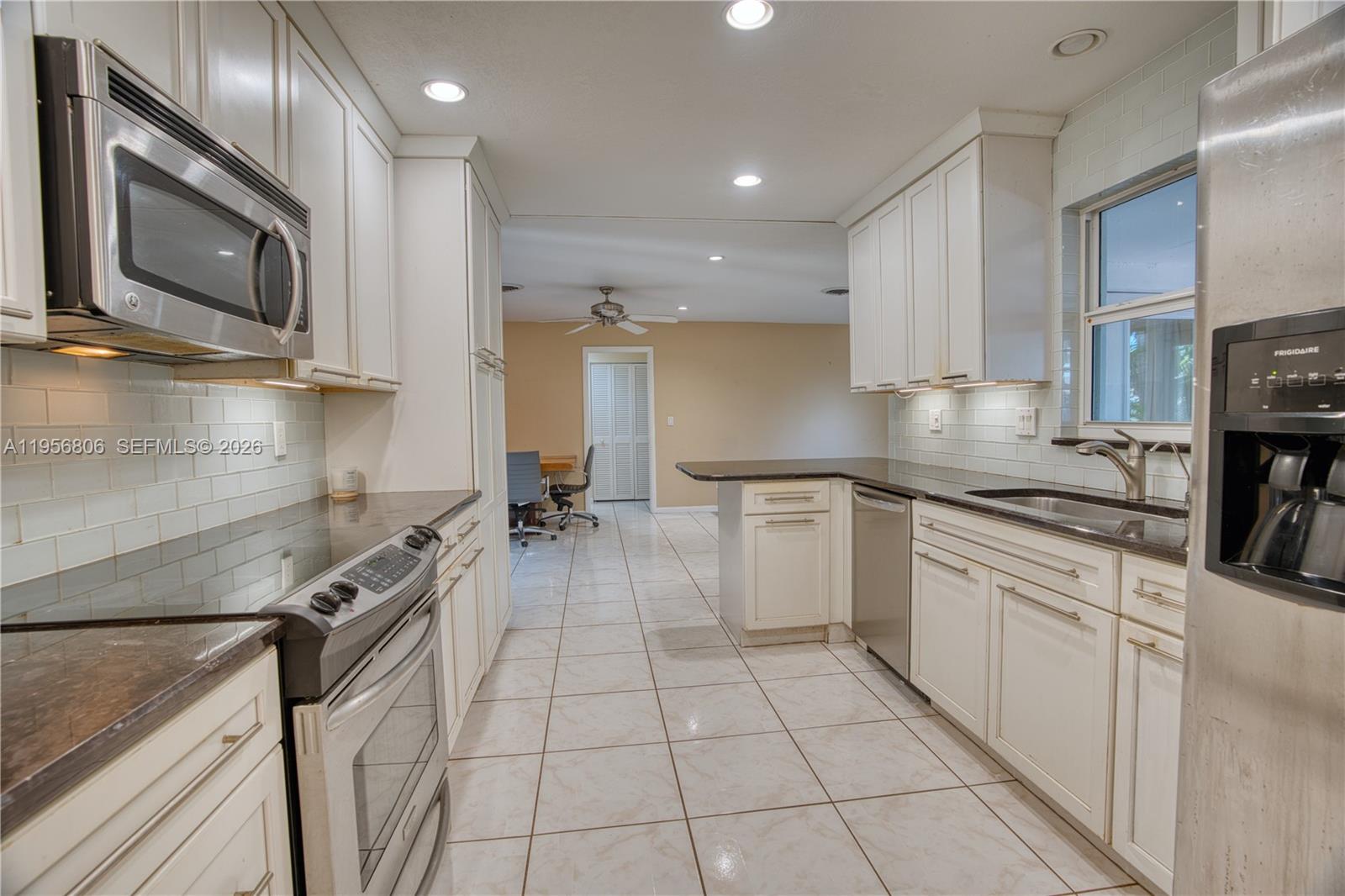 123 South Sewalls Point Road Stuart, FL 34996 - Photo 21 of 50