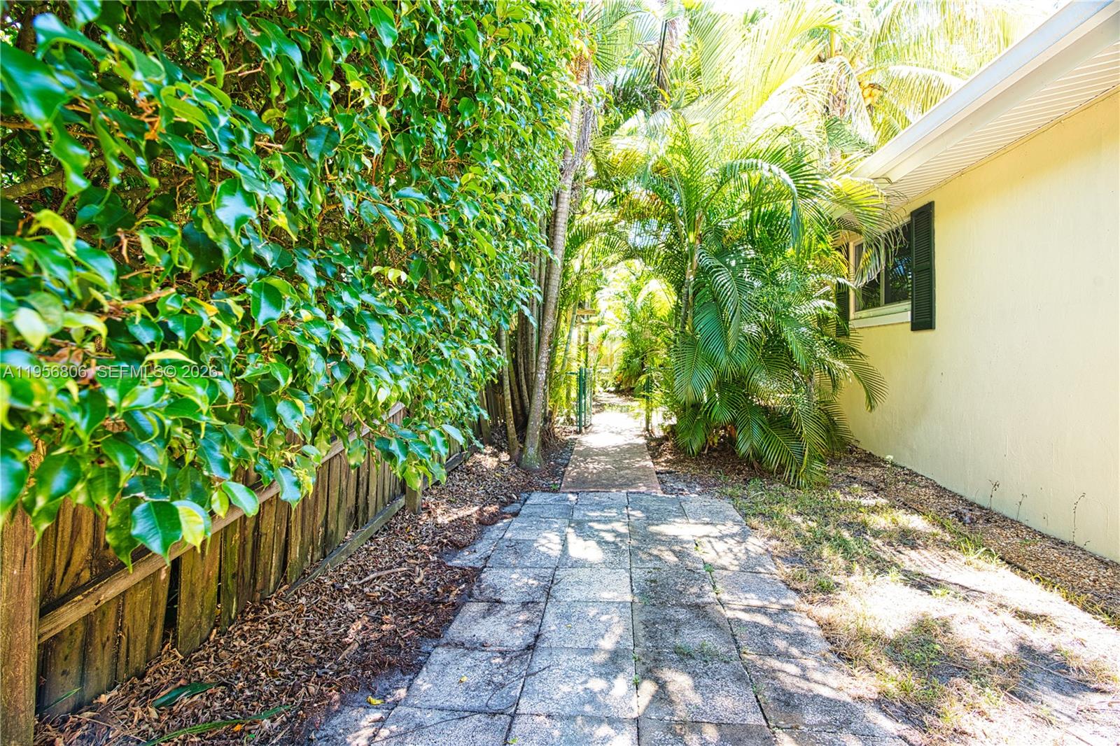 123 South Sewalls Point Road Stuart, FL 34996 - Photo 38 of 50