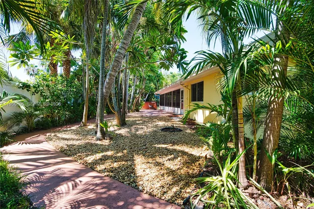 $889,000 | 123 South Sewalls Point Road, Stuart, FL 34996