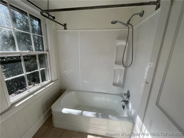 $1,945 | 309 Spring Street, Fayetteville, NC 28305