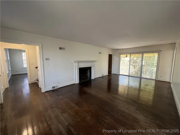 $1,945 | 309 Spring Street, Fayetteville, NC 28305