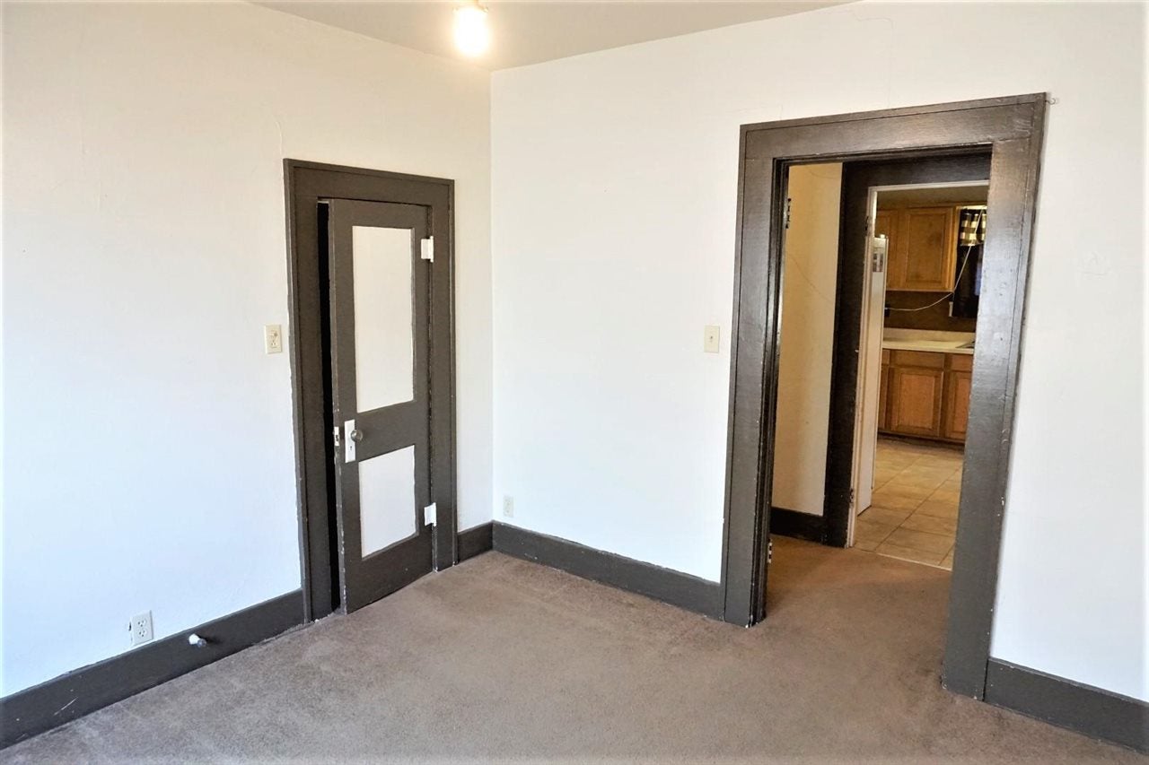 810 Ivanhoe Street Perry, OK 73077 - Photo 13 of 22 Gallery Image 13
