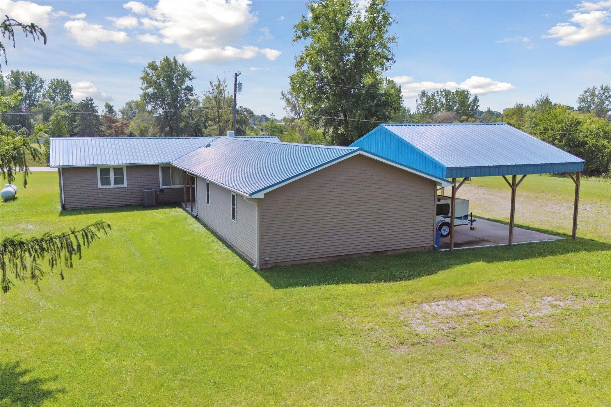 4390 Millington Road Millington, MI 48746 - Photo 47 of 52 50153427-c0b1ab49-c969-43b4-8599-3ffb8a61c76b.JPG
