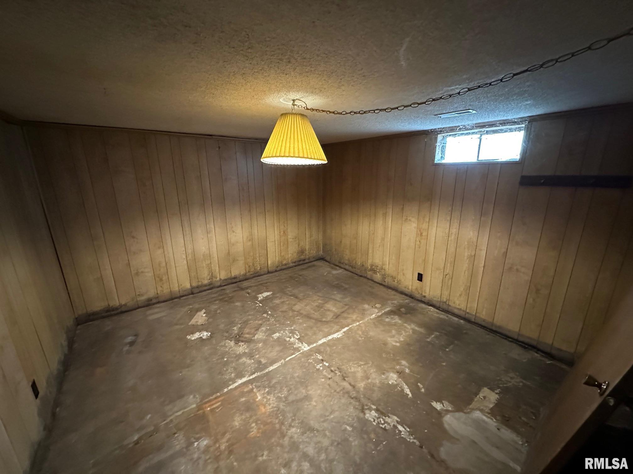 801 Buckingham Road Chatham, IL 62629 - Photo 13 of 18