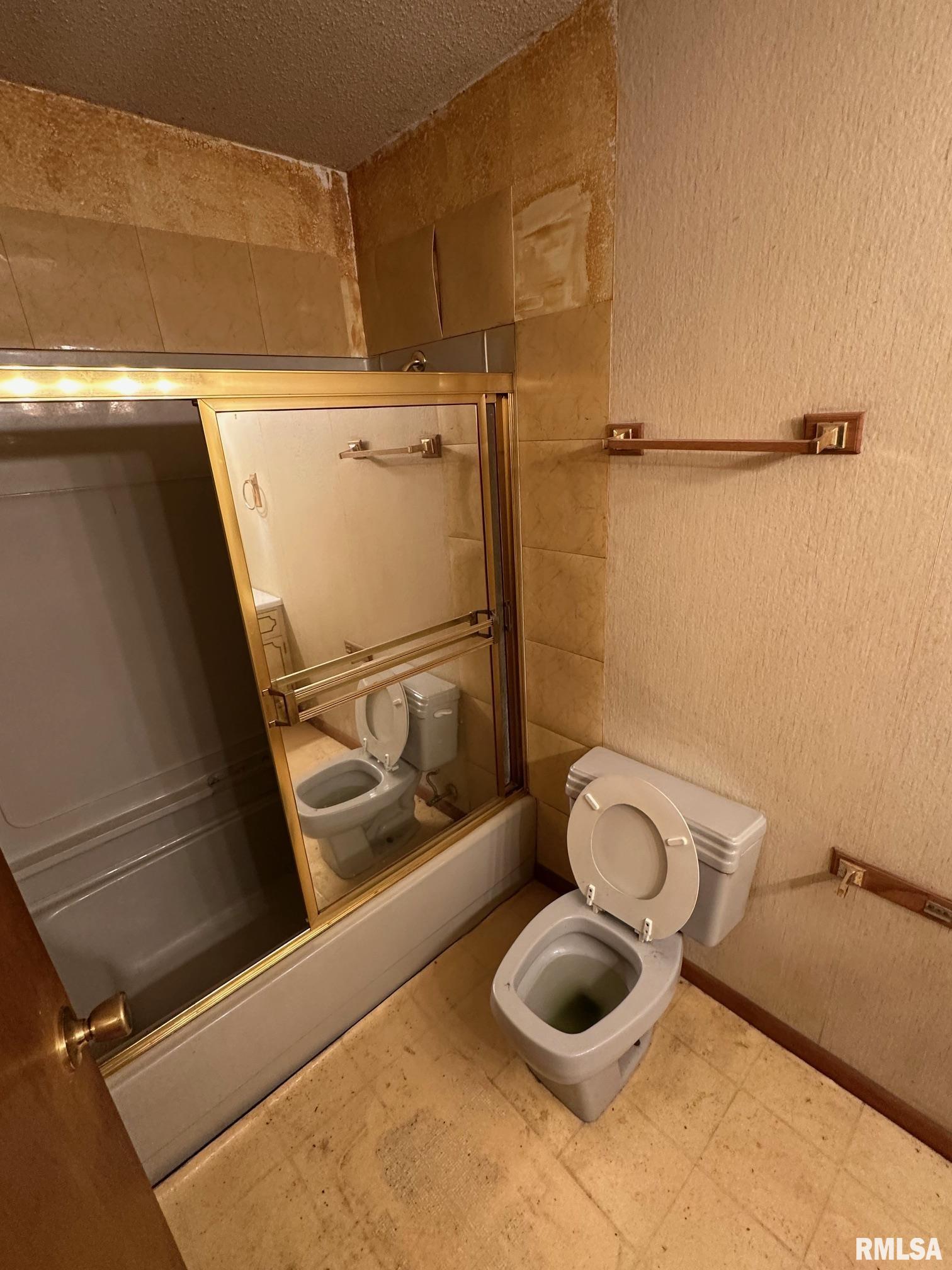 801 Buckingham Road Chatham, IL 62629 - Photo 10 of 18