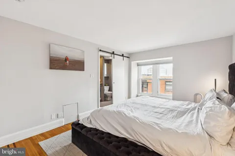 $800,000 | 2219 Delancey Place, Unit 6, Philadelphia, PA 19103