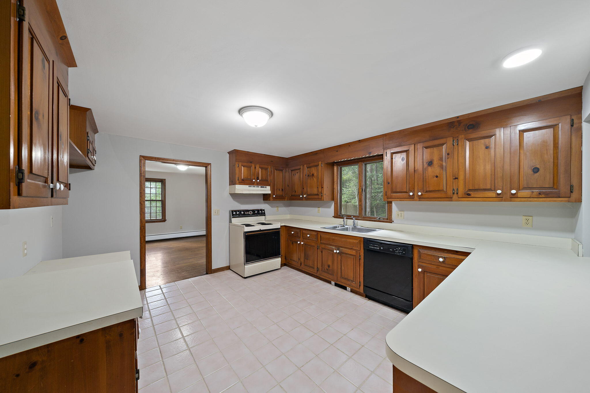 70 Joyce Anne Road Centerville, MA 02632 - Photo 9 of 48 10-web-or-mls-A9009701