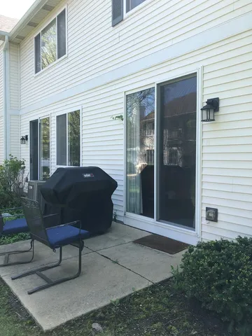 $2,890 | 2911 Stockton Court, Naperville, IL 60564