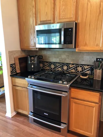 $2,890 | 2911 Stockton Court, Naperville, IL 60564