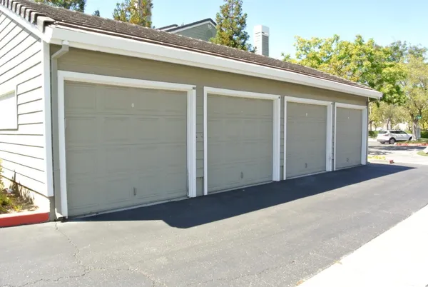$2,995 | 5955 Lake Almanor Drive, San Jose, CA 95123