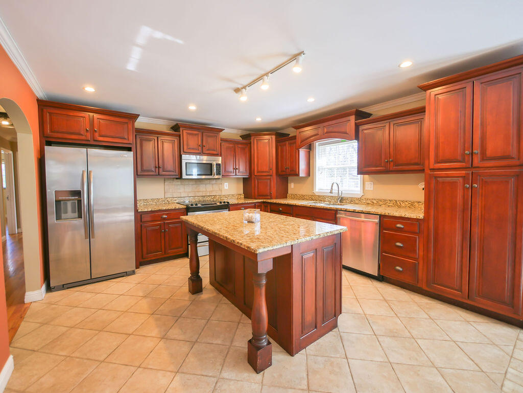 707 Cedar Springs Road Athens, TN 37303 - Photo 7 of 27 P1040919