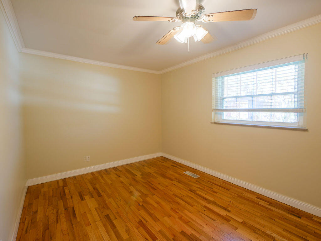 707 Cedar Springs Road Athens, TN 37303 - Photo 8 of 27 P1040920