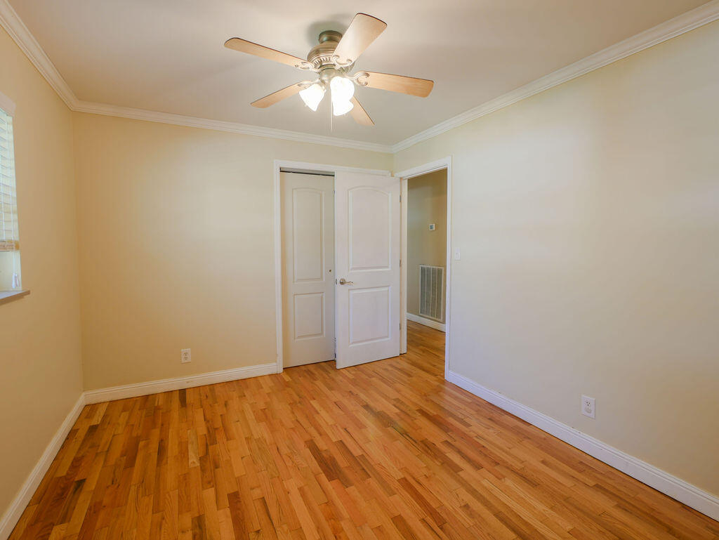 707 Cedar Springs Road Athens, TN 37303 - Photo 9 of 27 P1040921
