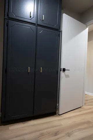 a view of a walk in closet