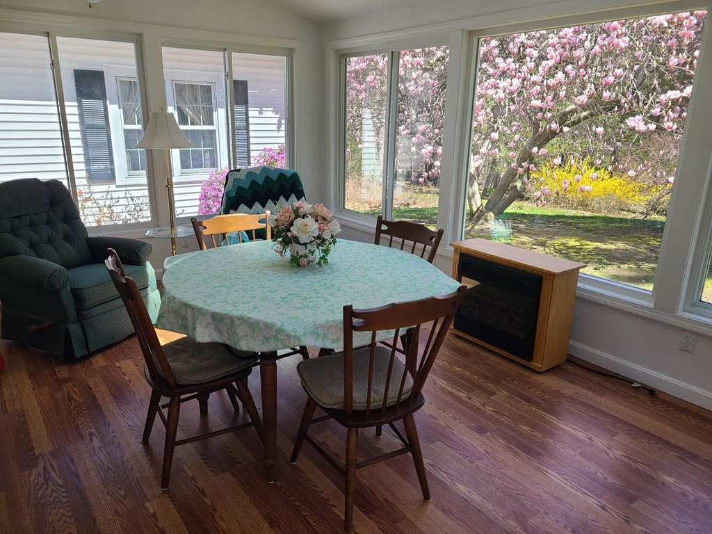 338 Rollstone Road Fitchburg, MA 01420 - Photo 17 of 26 Gallery Image 17