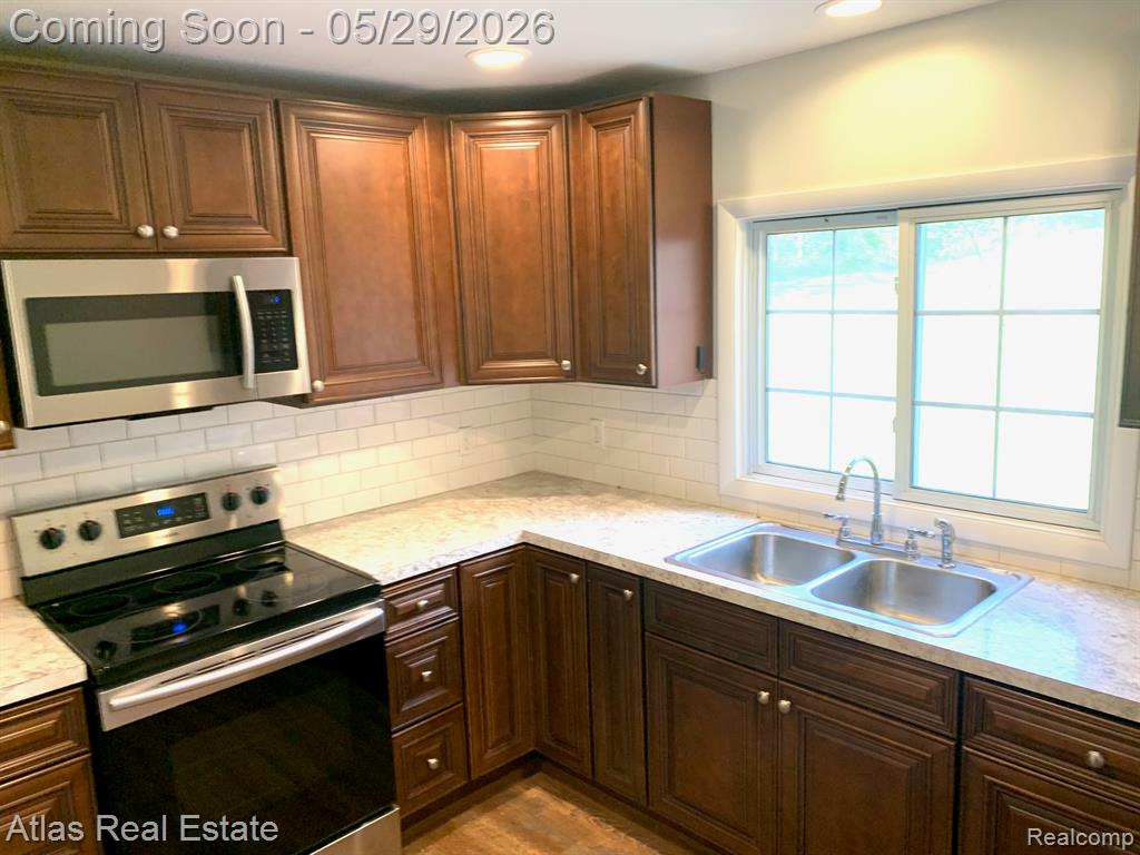 15145 Worden Road Holly, MI 48442 - Photo 13 of 26