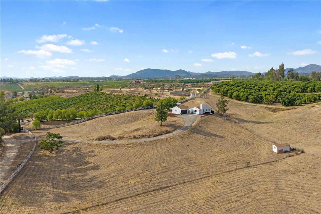 40752 Los Amantes Road Temecula, CA 92592 - Photo 54 of 64
