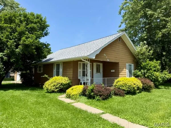 $80,000 | 501 Highway 54, Vandalia, MO 63382