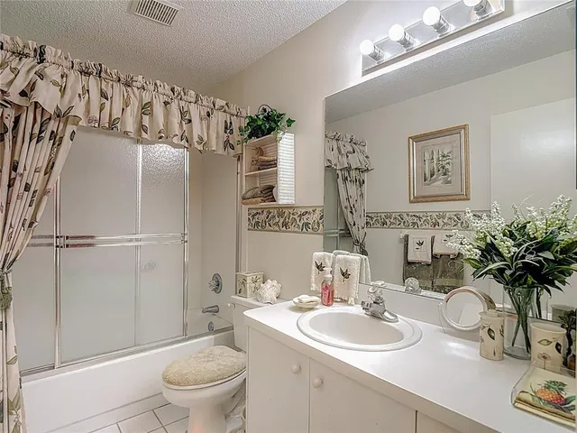 $292,000 | 2337 Hidden Trail Drive, Spring Hill, FL 34606