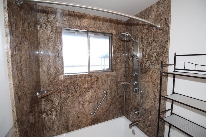 1806 North Balfour Road Spokane Valley, WA 99206 - Photo 3 of 33