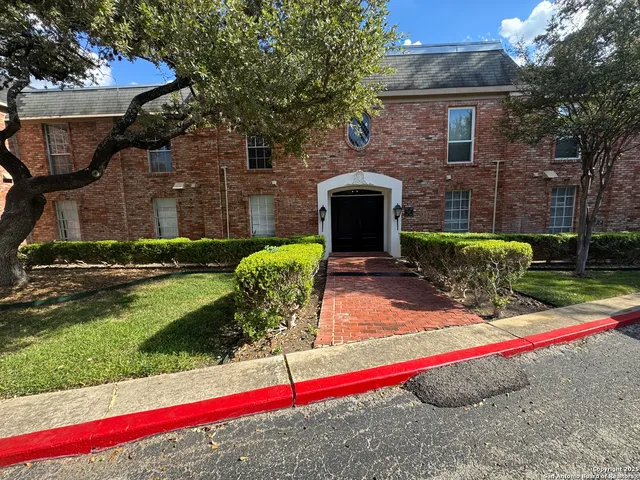 $1,750 | 7500 Callaghan, Unit 254, San Antonio, TX 78229