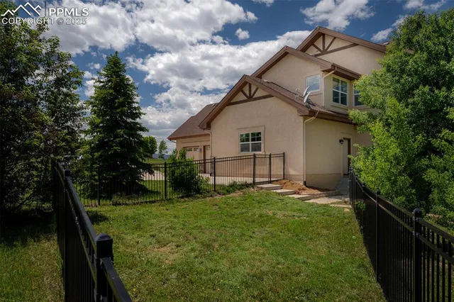 $1,299,900 | 19735 Knights Crossing, Monument, CO 80132