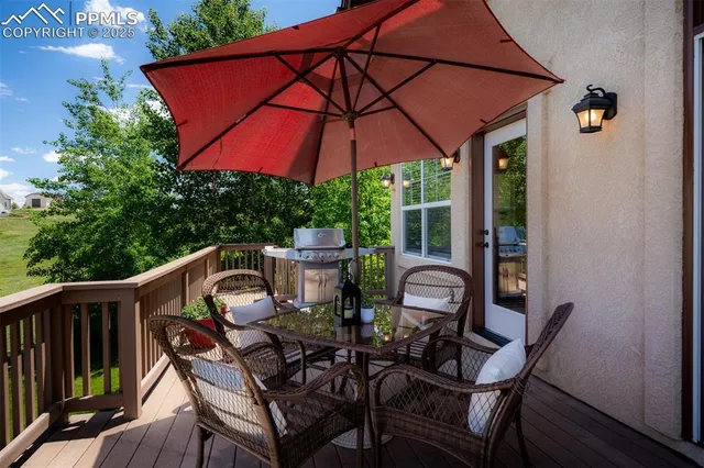 a building outdoor space with garden view