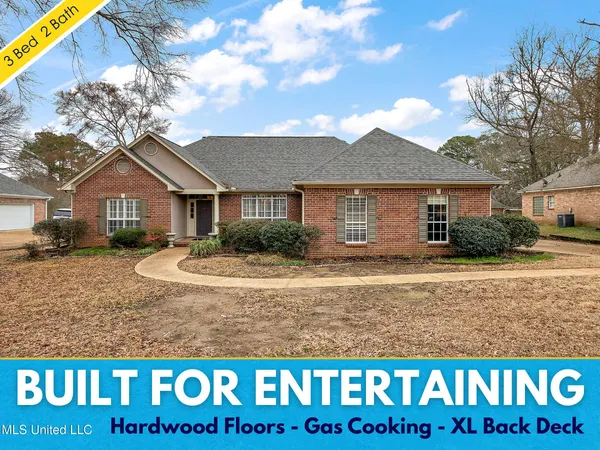 $259,900 | 310 Fox Hollow, Canton, MS 39046