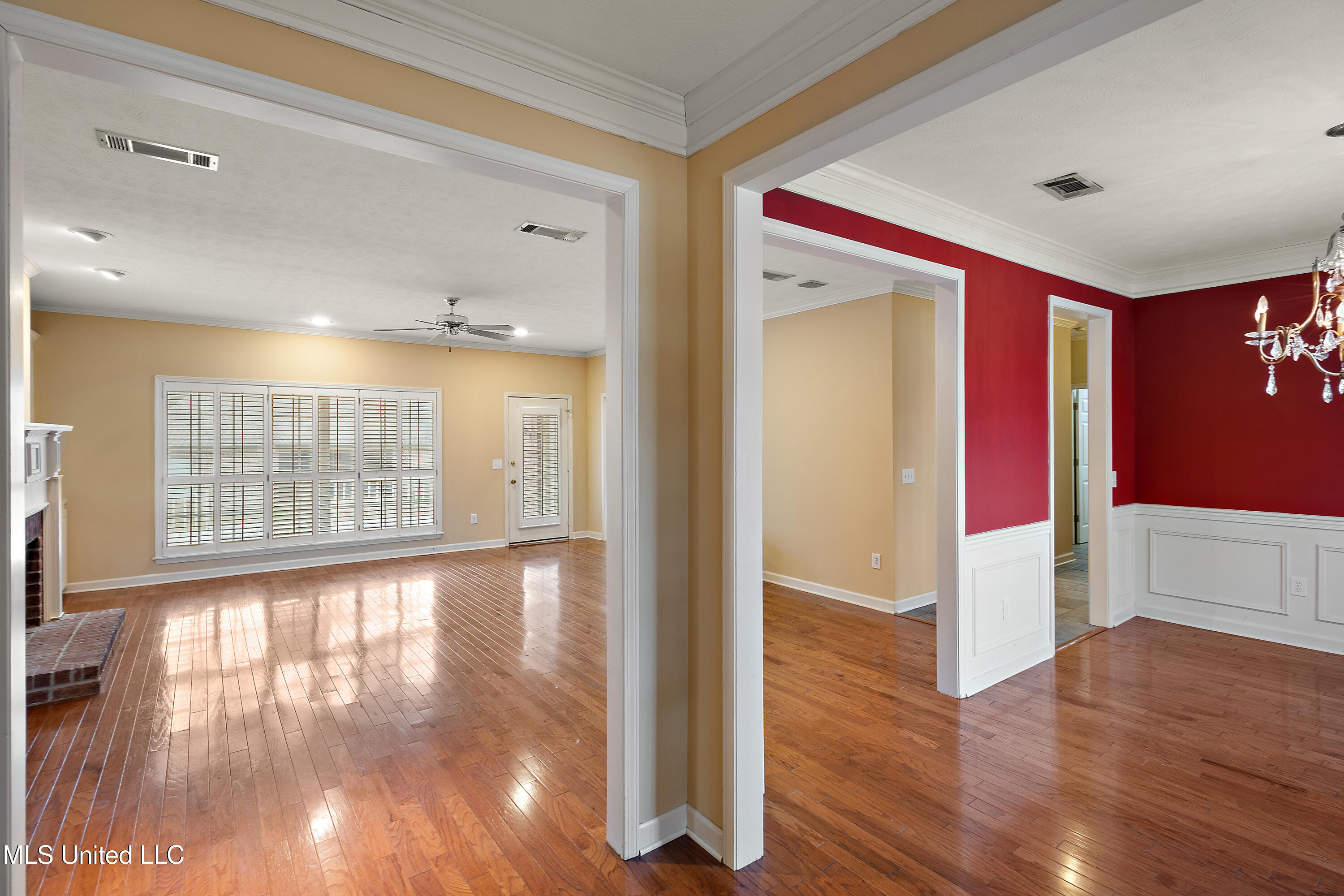 310 Fox Hollow Canton, MS 39046 - Photo 4 of 27 06-HTP_1128