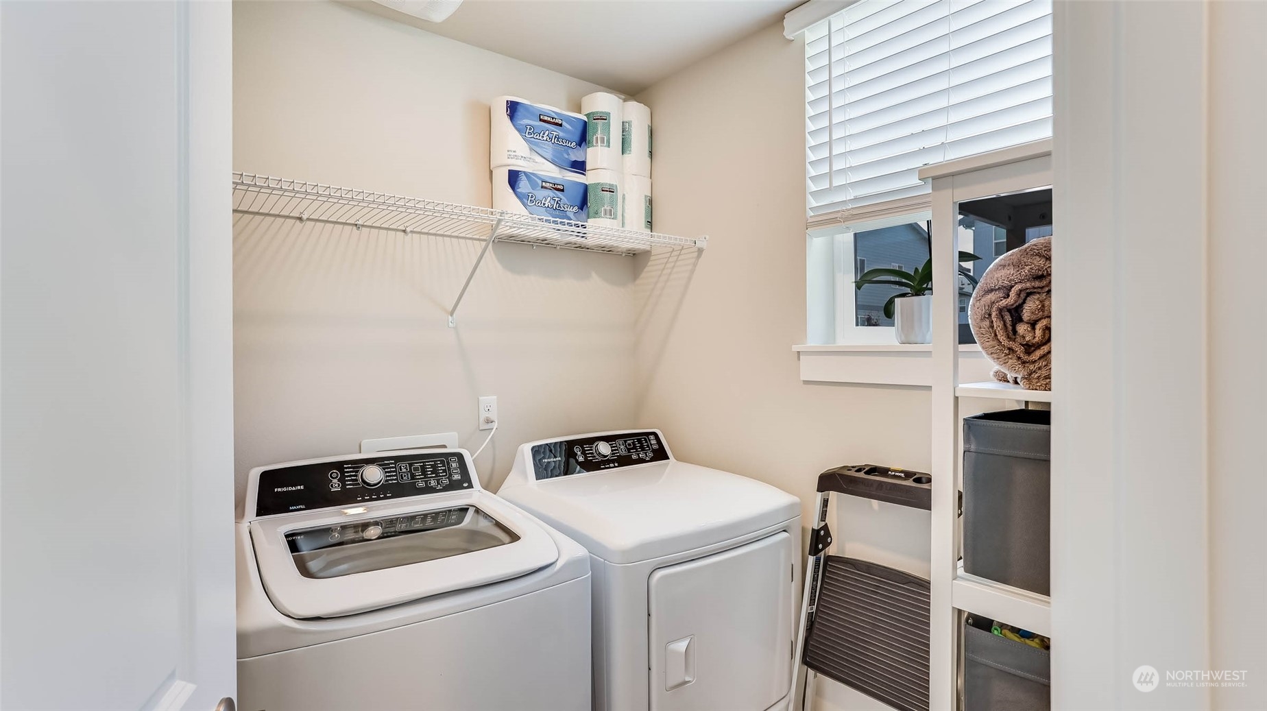 3517 193rd Street Southeast, Unit F Bothell, WA 98012 - Photo 14 of 33 a utility room with dryer and washer