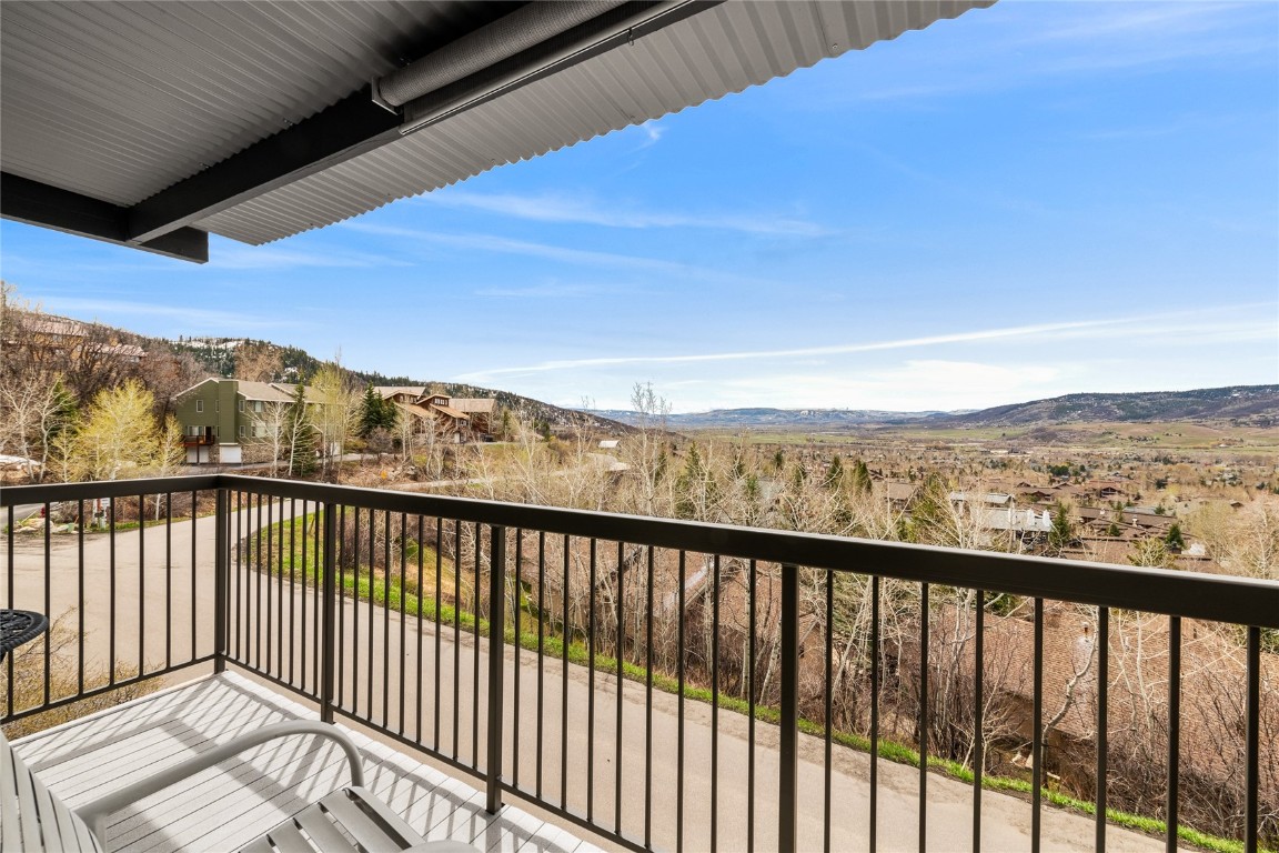2626 Longthong Road, Unit 204 Steamboat Springs, CO 80487 - Photo 19 of 48 Gallery Image 19