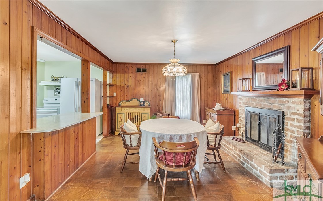 306 Windsor Road Savannah, GA 31419 - Photo 5 of 25
