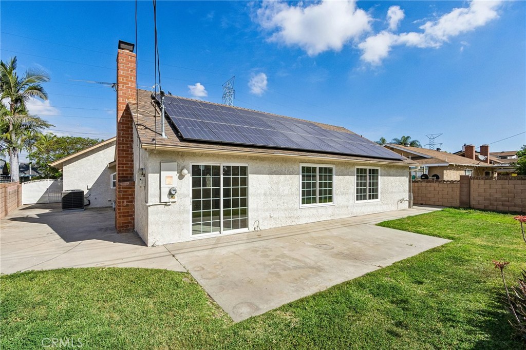 486 South Rall Avenue La Puente, CA 91746 - Photo 40 of 42 a front view of a house with a garden