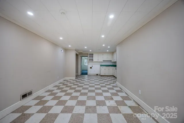 $300,000 | 131 Woodland Terrace, Winnsboro, SC 29180