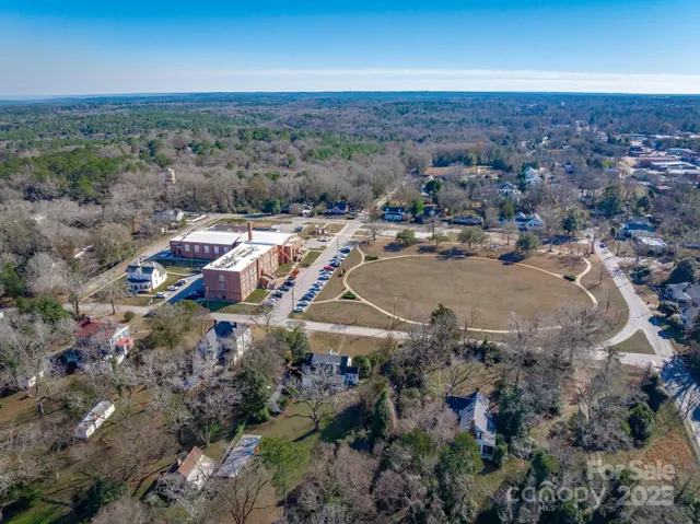 $300,000 | 131 Woodland Terrace, Winnsboro, SC 29180