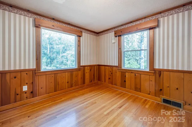 $300,000 | 131 Woodland Terrace, Winnsboro, SC 29180